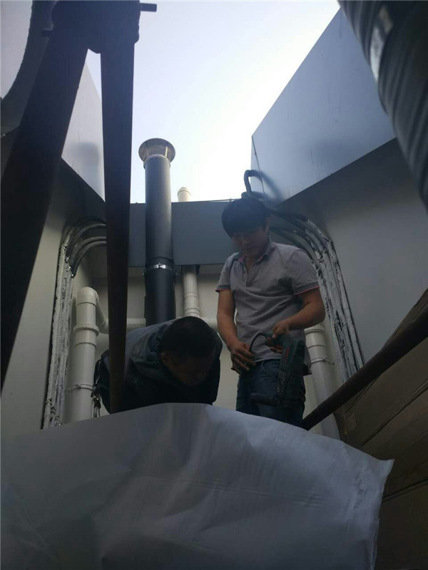 江蘇南京陽明山莊真火壁爐安裝實(shí)例.jpg