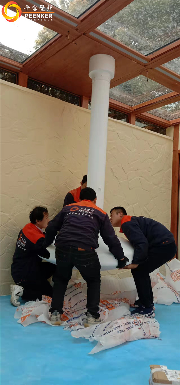 上海東郊花園別墅法國Focus懸掛壁爐安裝.jpg