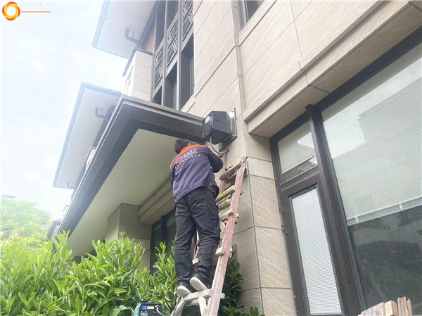 揚(yáng)州錦苑御府別墅英國fireline嵌入式壁爐安裝.jpg