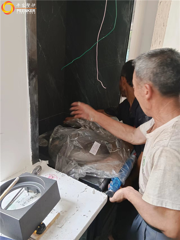成都世紀城小區(qū)英國ESSE進口壁爐安裝.jpg